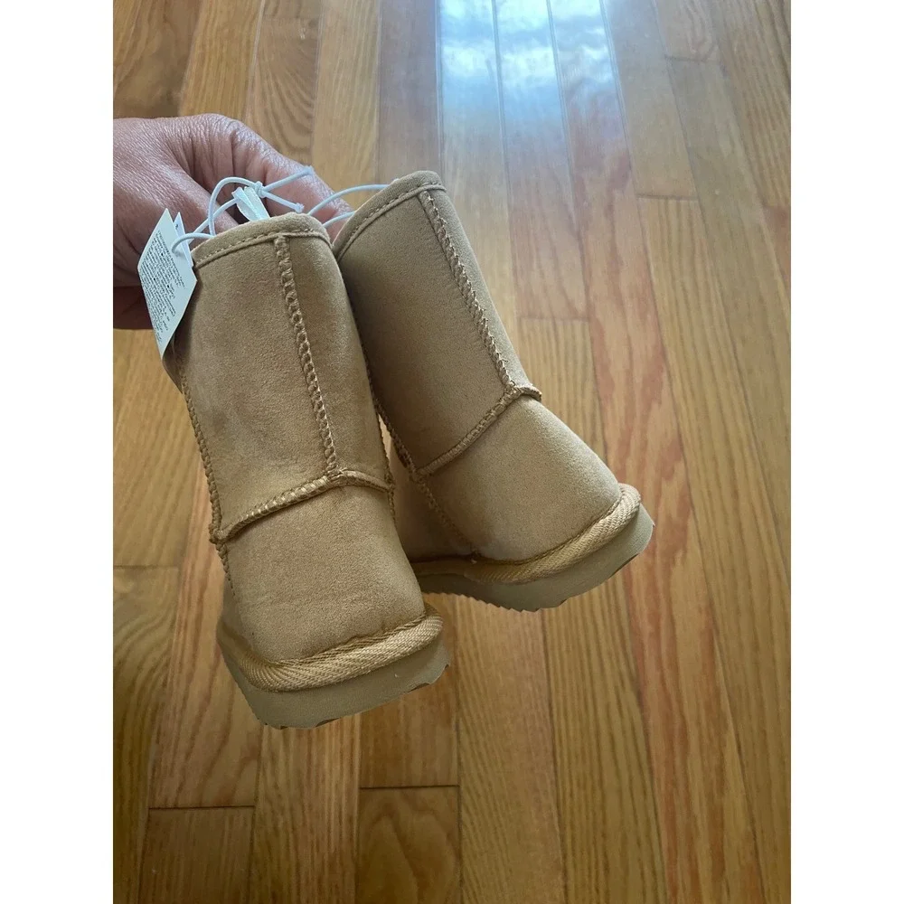 Old Navy Kids Faux Suede Sherpa Lined Boots Tan Size 10 800507-00-1